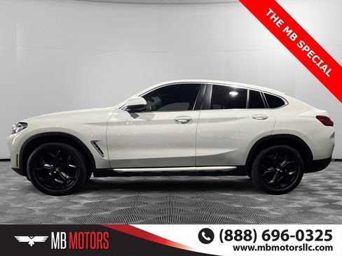 Used 2022 BMW X4 xDrive30i AWD/4WD image 9