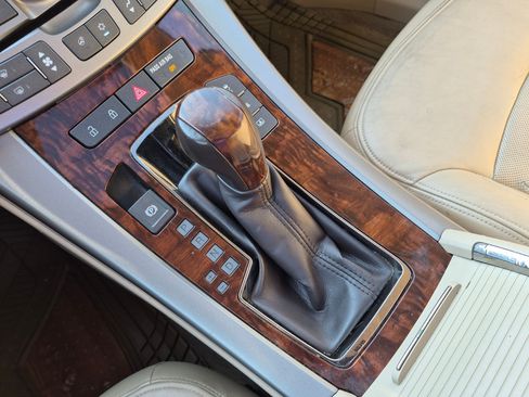 Used 2012 Buick LaCrosse Touring FWD image 27