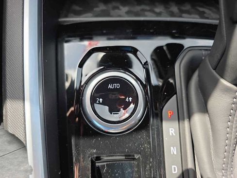 New 2026 Chevrolet Colorado W/T w/ WT Custom Package AWD/4WD image 21