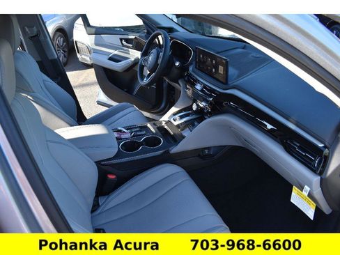 Used 2026 Acura MDX w/ Technology Package image 14