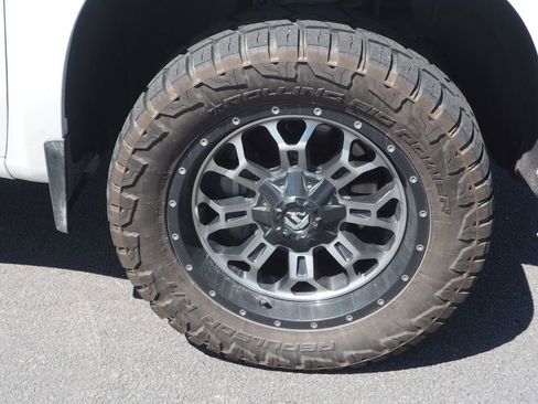 Used 2020 Chevrolet Silverado 1500 LT w/ All-Star Edition AWD/4WD image 10