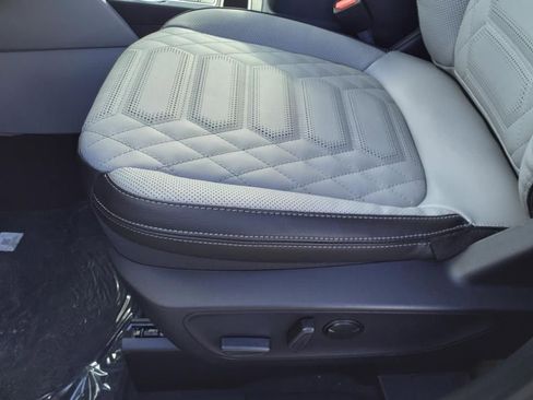 New 2024 Ford Escape SE w/ PHEV Premium Package image 14