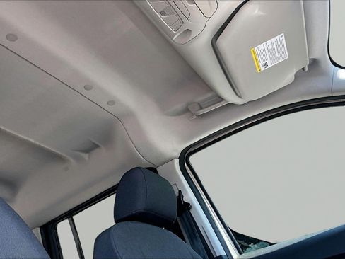 Used 2016 Ford Transit Connect XLT FWD image 17