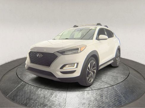 Used 2019 Hyundai Tucson Sport FWD image 3