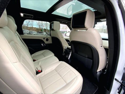 Used 2022 Land Rover Range Rover Sport HSE Silver Edition image 19