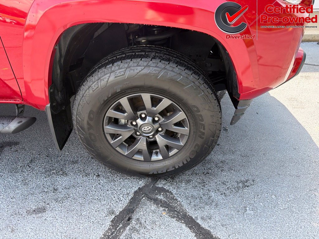 Used 2021 Toyota Tacoma SR5 RWD image 20