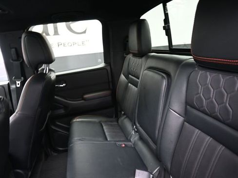 Used 2023 Nissan Frontier PRO-4X w/ Pro-4X Premium Package image 20
