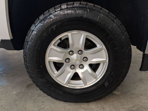 Used 2015 Chevrolet Silverado 1500 LT AWD/4WD image 42