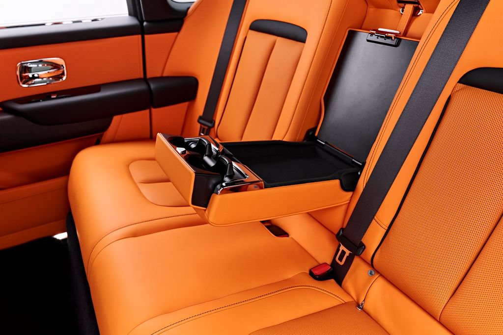 Used 2026 Rolls-Royce Cullinan w/ Cullinan Package AWD/4WD image 63