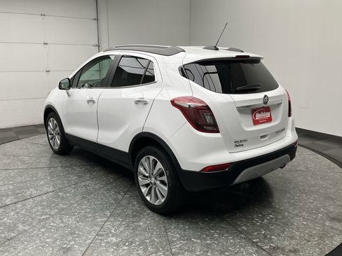 Certified 2018 Buick Encore Preferred FWD image 2