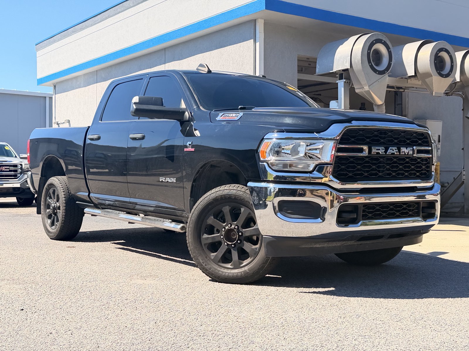 Used 2020 RAM 2500 Tradesman AWD/4WD image 2
