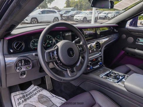Used 2024 Rolls-Royce Ghost Black Badge image 30