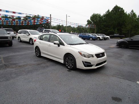 Used 2016 Subaru Impreza 2.0i Sport Premium AWD/4WD image 5