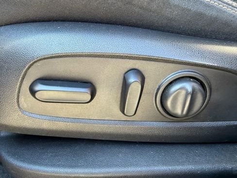 Used 2018 GMC Terrain SLE w/ Driver Convenience Package image 21