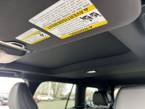 New 2026 Subaru Outback Premium image 21