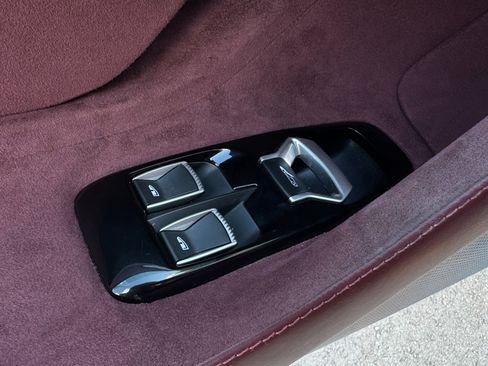 Used 2020 McLaren GT RWD image 57
