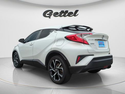 Used 2019 Toyota C-HR Limited FWD image 7