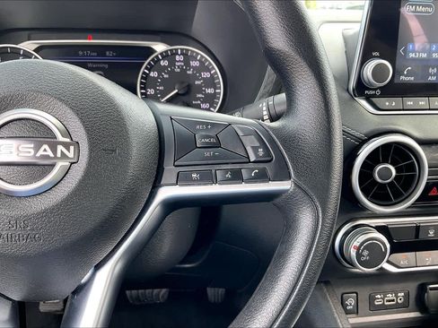 Used 2025 Nissan Sentra SV FWD image 25