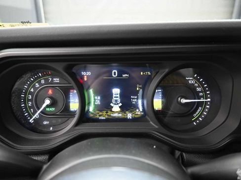 Used 2024 Jeep Wrangler High Altitude AWD/4WD image 7