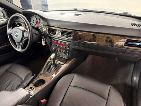 Used 2007 BMW 328i Convertible RWD image 31