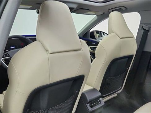 Used 2025 Audi Q6 e-tron Premium Plus w/ Premium Plus image 30