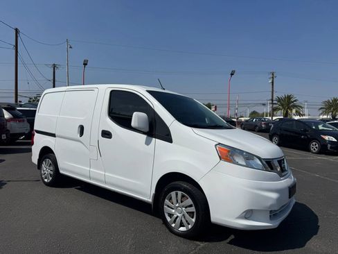 Used 2015 Nissan NV200 SV w/ Back Door Glass Package FWD image 13