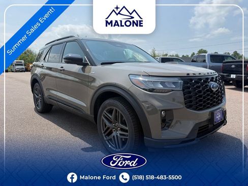 New 2026 Ford Explorer ST-Line w/ ST-Line Street Pack AWD/4WD image 9