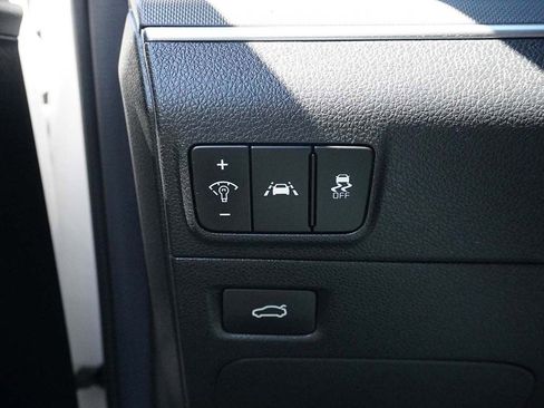 Used 2022 Kia K5 GT-Line AWD/4WD image 34