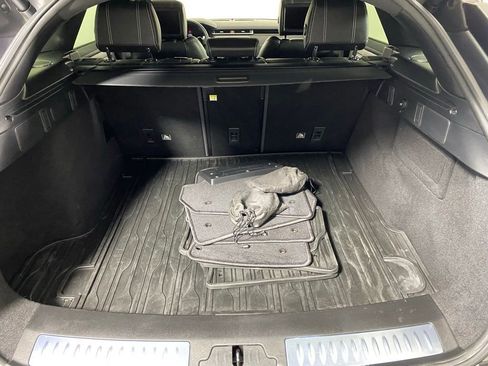 Used 2020 Land Rover Range Rover Velar R-Dynamic HSE image 29