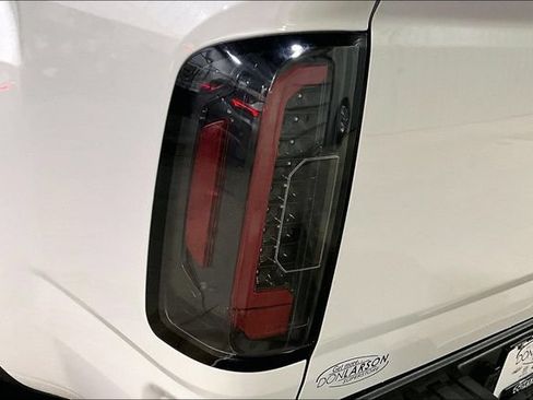 Used 2021 GMC Canyon Denali AWD/4WD image 8
