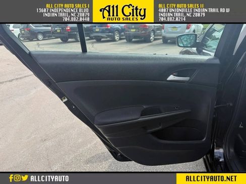 Used 2012 Honda Accord SE image 11