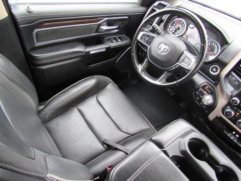 Used 2021 RAM 1500 Laramie w/ Off Road Group image 33