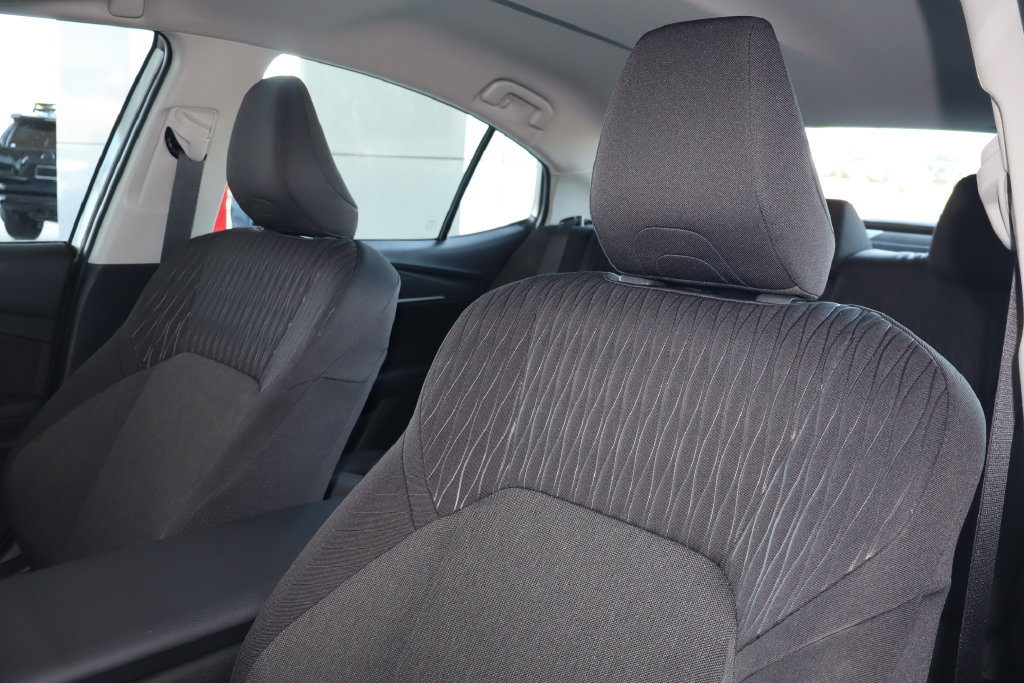 Used 2026 Toyota Camry LE FWD image 15