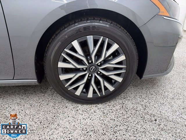 Used 2025 Nissan Altima 2.5 SV FWD image 9