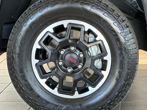 Certified 2025 Toyota Tacoma TRD Off-Road w/ TRD Off Road Upgrade Package image 26