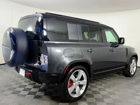 New 2025 Land Rover Defender 110 X image 8