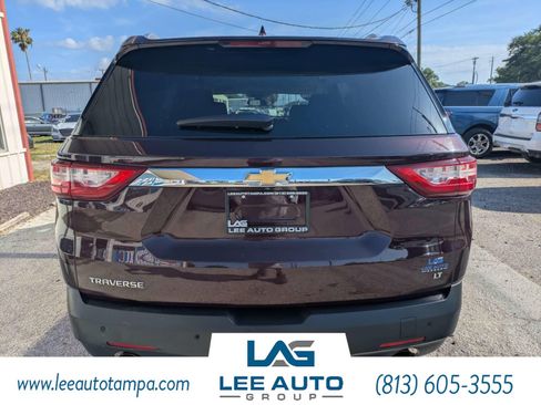 Used 2018 Chevrolet Traverse LT FWD image 4