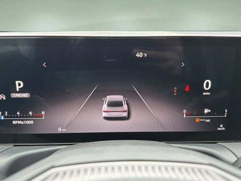 New 2026 Nissan Sentra SR w/ Floor Mat Package FWD image 10