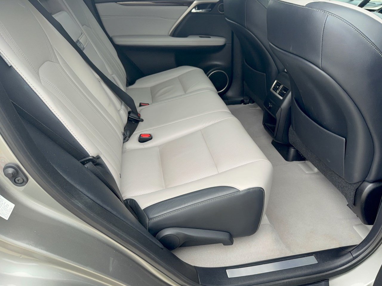 Used 2019 Lexus RX 350 AWD w/ Navigation Package image 29