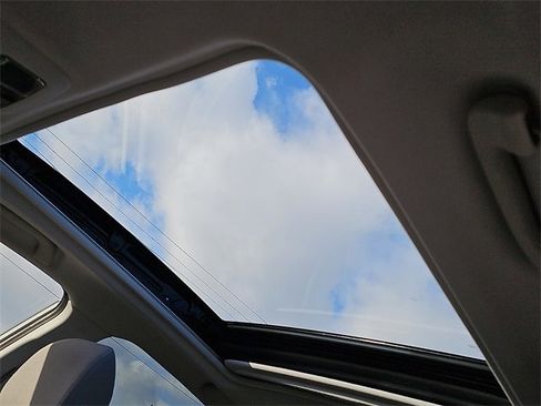 Used 2018 Subaru Forester 2.5i Premium image 14