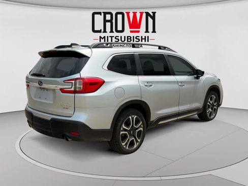 Used 2025 Subaru Ascent Limited AWD/4WD image 3