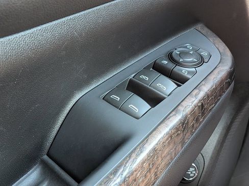 Used 2023 GMC Acadia Denali AWD/4WD image 22