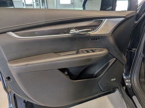 Used 2024 Cadillac XT6 Sport AWD/4WD image 15
