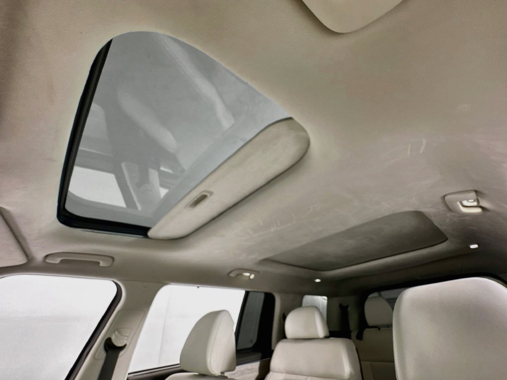 Used 2024 Hyundai Santa Fe Calligraphy AWD/4WD image 15