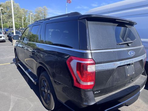 Used 2018 Ford Expedition Max XLT w/ Equipment Group 202A AWD/4WD image 4