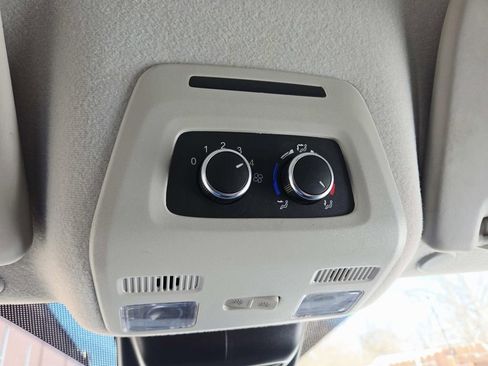 Used 2023 Ford Transit 350 XL image 30