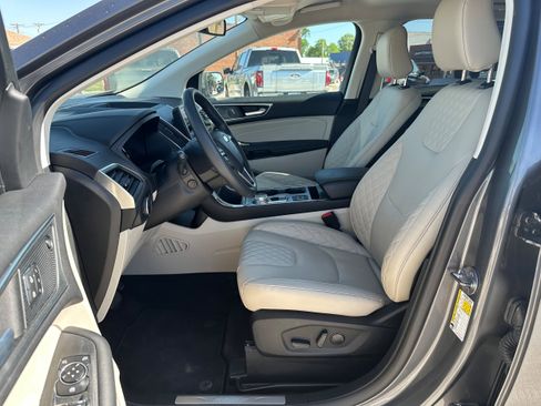 Used 2024 Ford Edge Titanium w/ Equipment Group 301A image 11