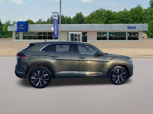 Used 2025 Volkswagen Atlas Cross Sport SEL Premium R-Line AWD/4WD image 5