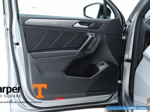 Used 2024 Volkswagen Tiguan SE R-Line FWD image 57