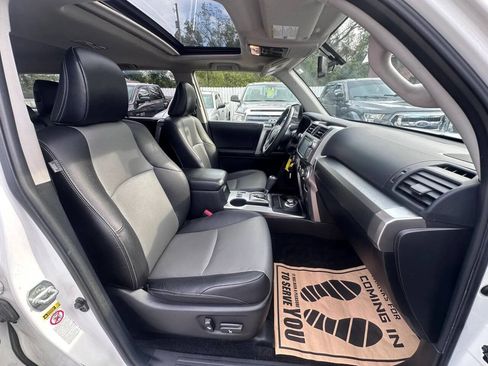 Used 2016 Toyota 4Runner SR5 Premium AWD/4WD image 14